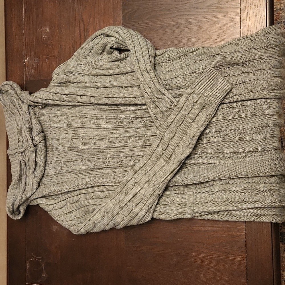Long Sleeved Cable Knit cardigan with hood